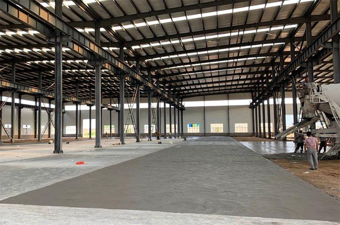 成都廠房裝修之地坪施工省錢攻略！這樣裝3年不起砂，成本直降30%